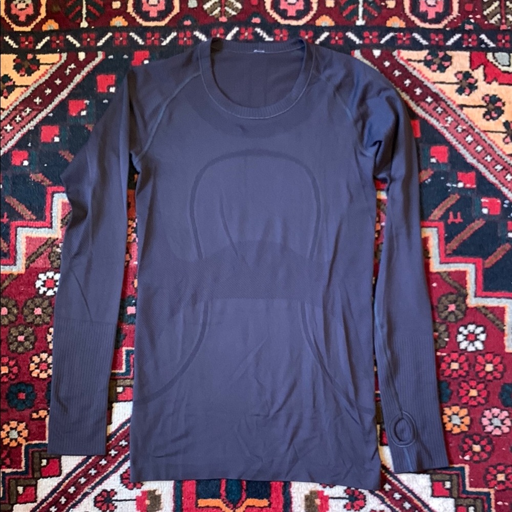 Lululemon Swiftly Tech Shirt with Long Sleeves, Size 6